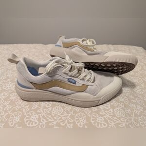 Vans Low-Top Sneakers in White, Tan & Light Blue